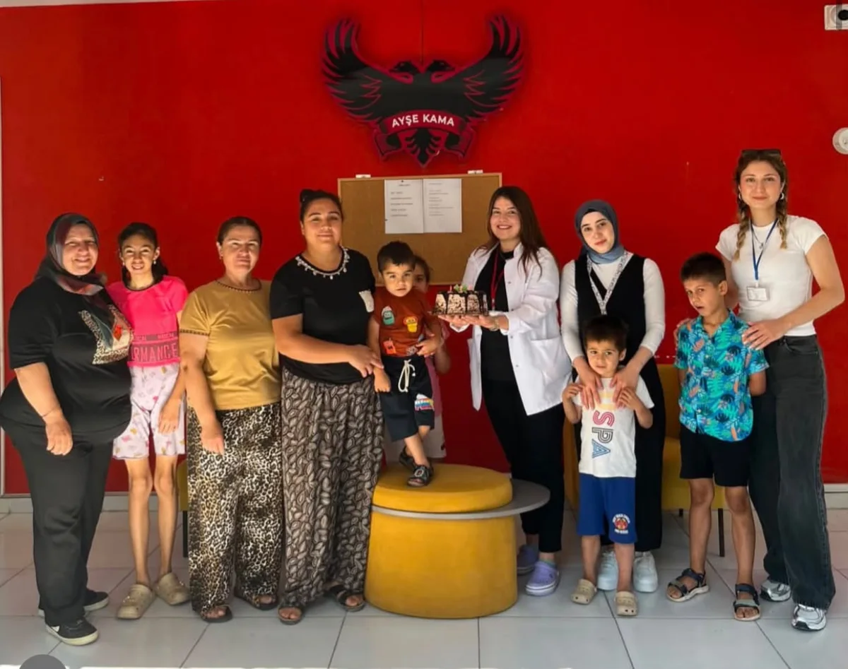 Merkezimizde ailelerimiz ve öğrencilerimizle kutlama